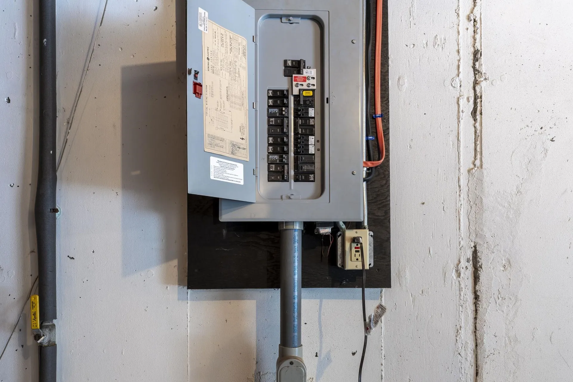 23 West Ridge Drive Peterborough NH 03458