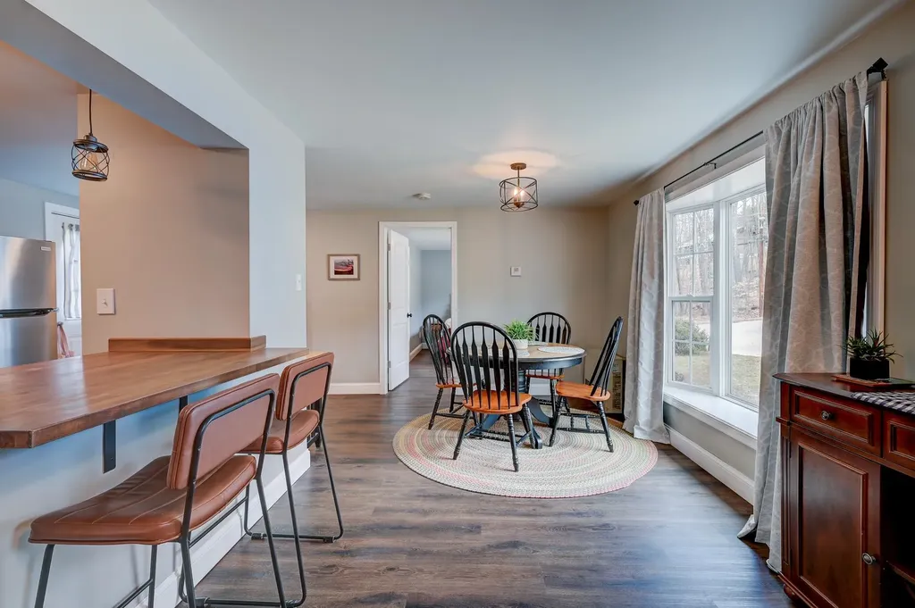 8 Champney Road Conway NH 03860