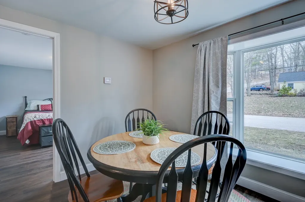 8 Champney Road Conway NH 03860