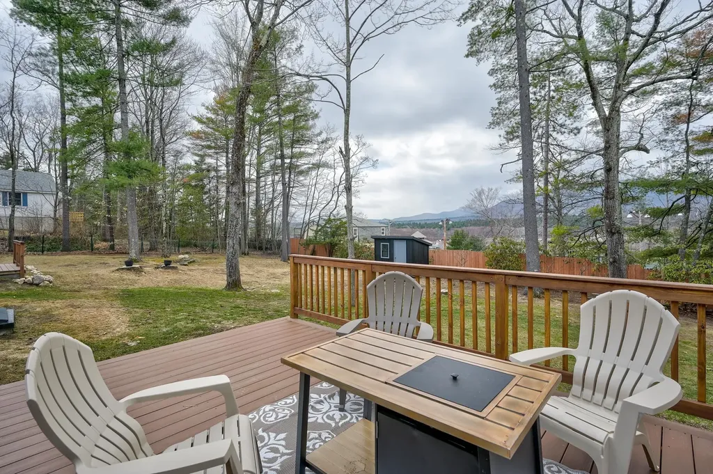 8 Champney Road Conway NH 03860