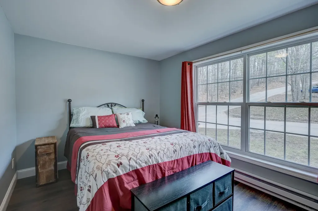 8 Champney Road Conway NH 03860