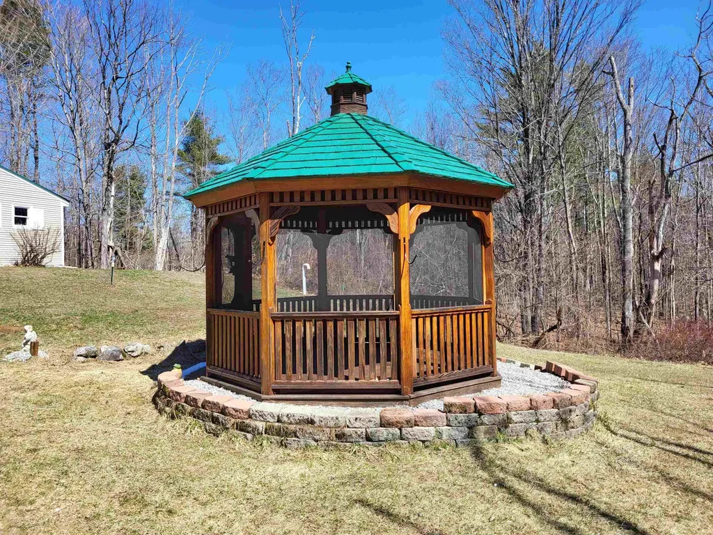 55 Lane Road Chichester NH 03258