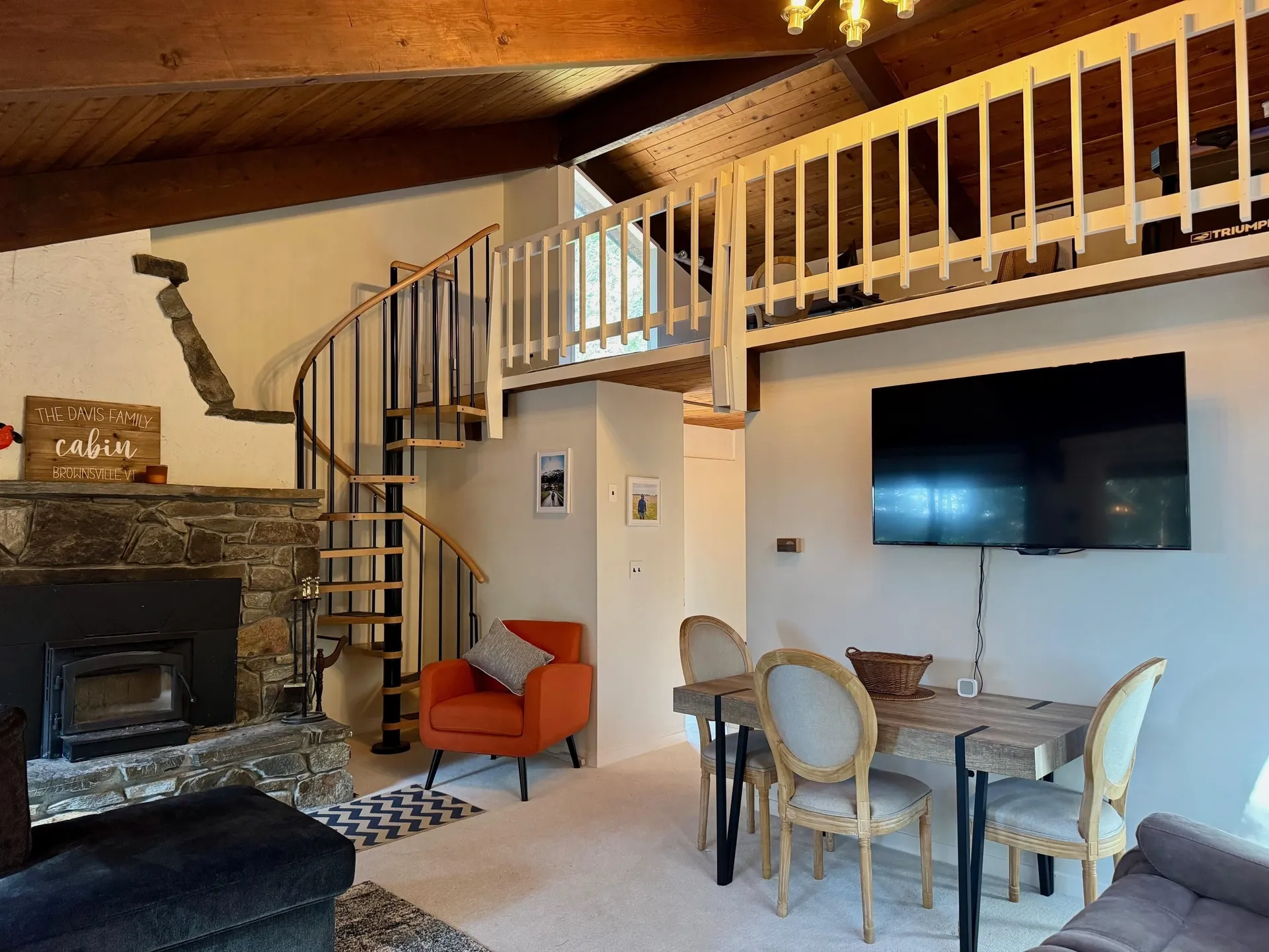 290 Village Lane West Windsor VT 05037