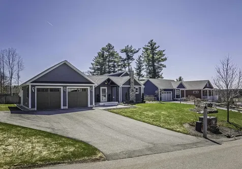 17 Beaumont Drive Dover NH 03820