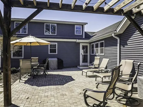 17 Beaumont Drive Dover NH 03820