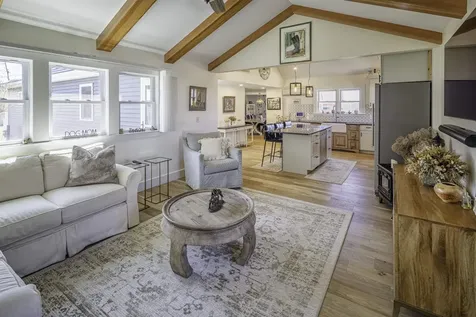 17 Beaumont Drive Dover NH 03820