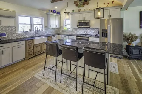 17 Beaumont Drive Dover NH 03820