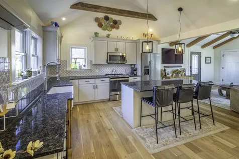 17 Beaumont Drive Dover NH 03820