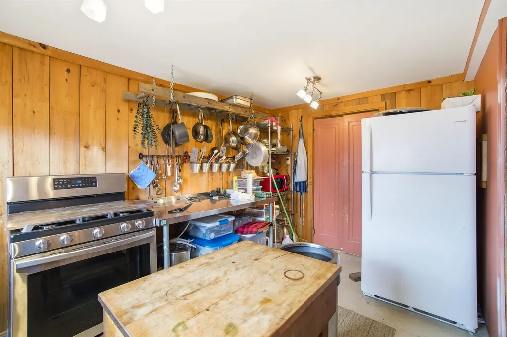 235 Windsor Road Hillsborough NH 03244