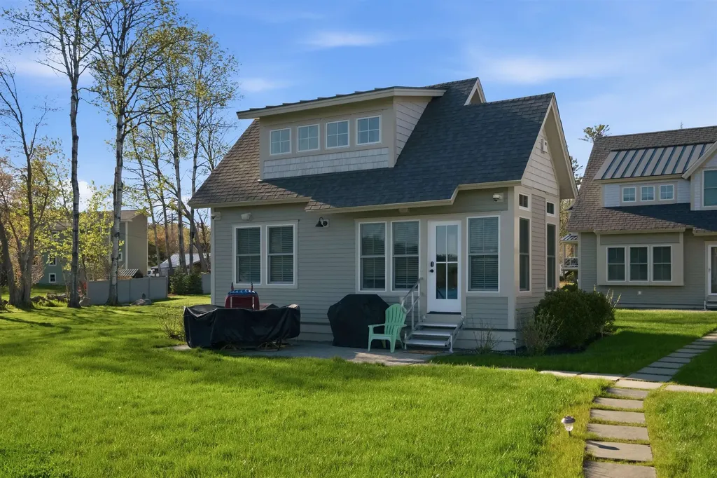 14-G Lake Shore Drive Moultonborough NH 03254