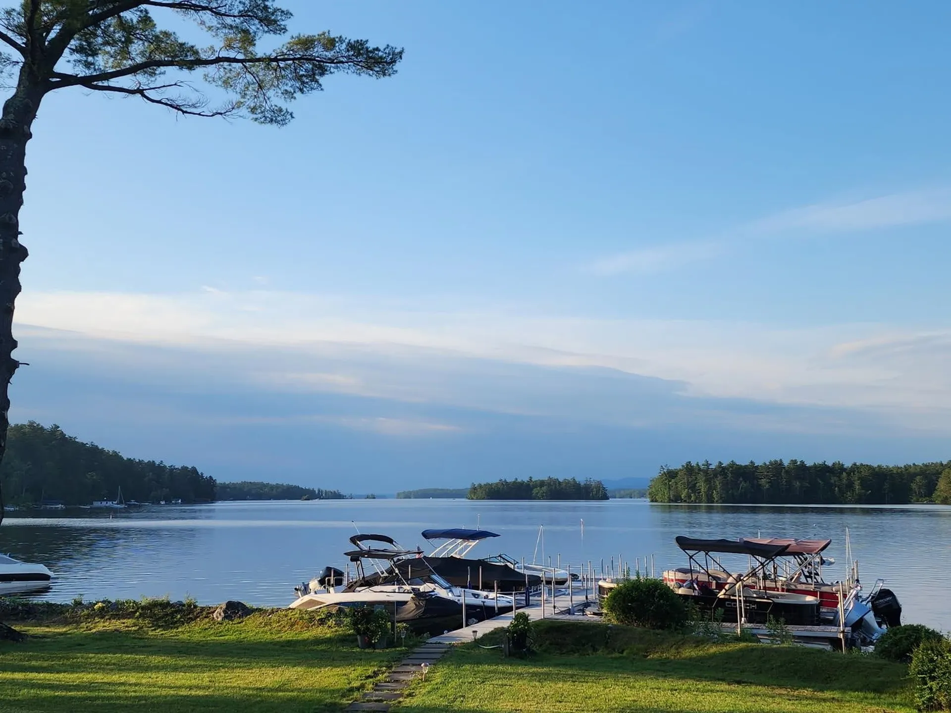 14 Lake Shore Drive Moultonborough NH 03254