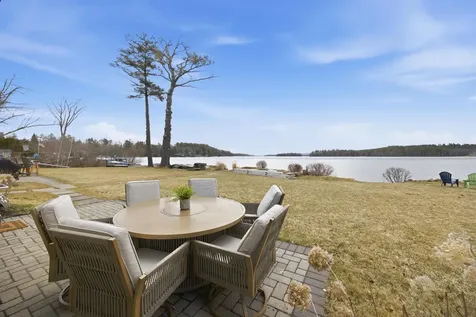 14 Lake Shore Drive Moultonborough NH 03254