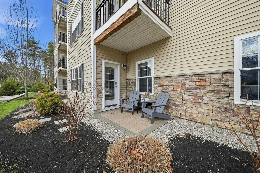 61 Acadia Lane Exeter NH 03833