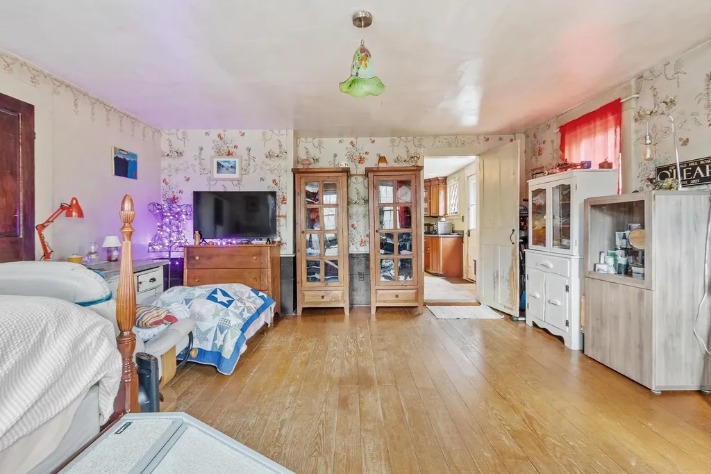 230 Hale Hill Road Swanzey NH 03446