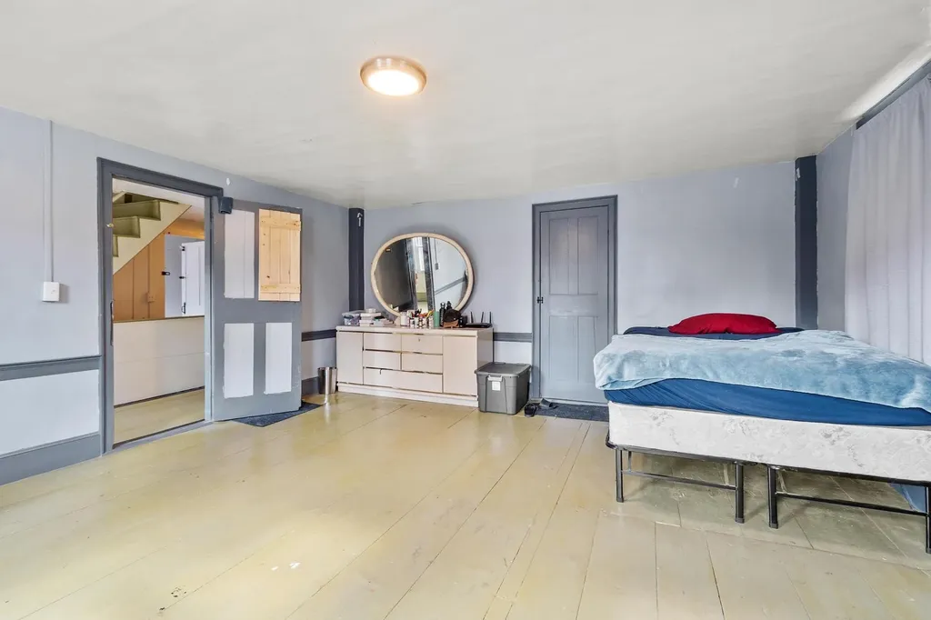 230 Hale Hill Road Swanzey NH 03446