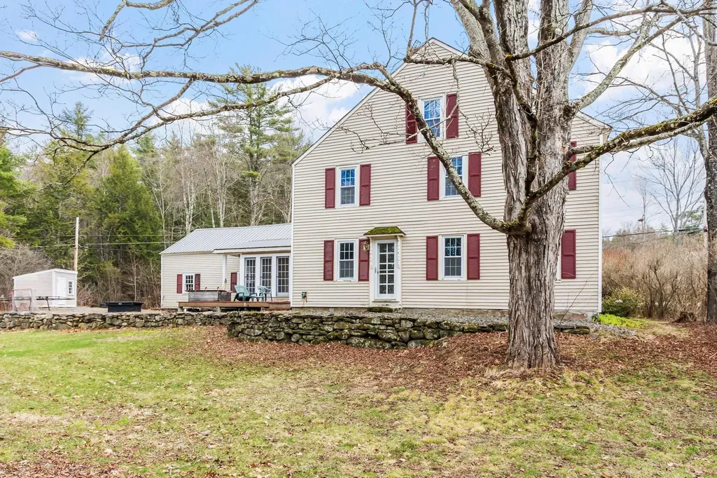 230 Hale Hill Road Swanzey NH 03446