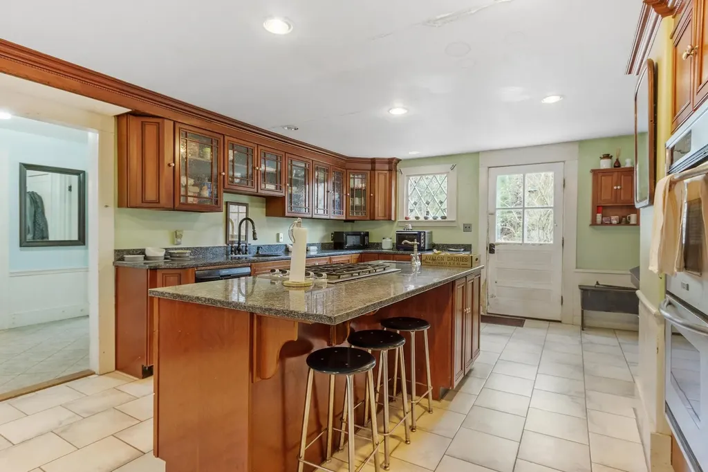 230 Hale Hill Road Swanzey NH 03446