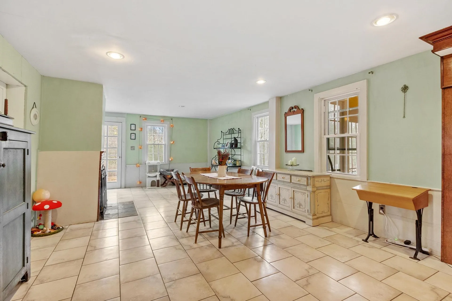 230 Hale Hill Road Swanzey NH 03446