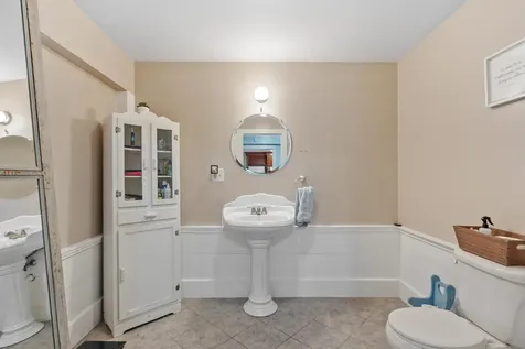 230 Hale Hill Road Swanzey NH 03446