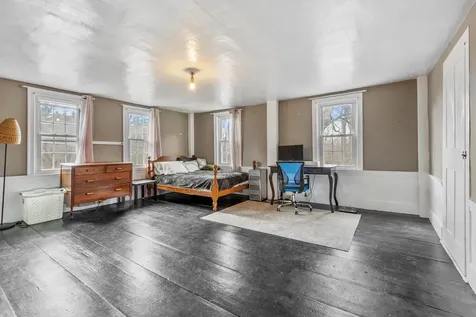 230 Hale Hill Road Swanzey NH 03446
