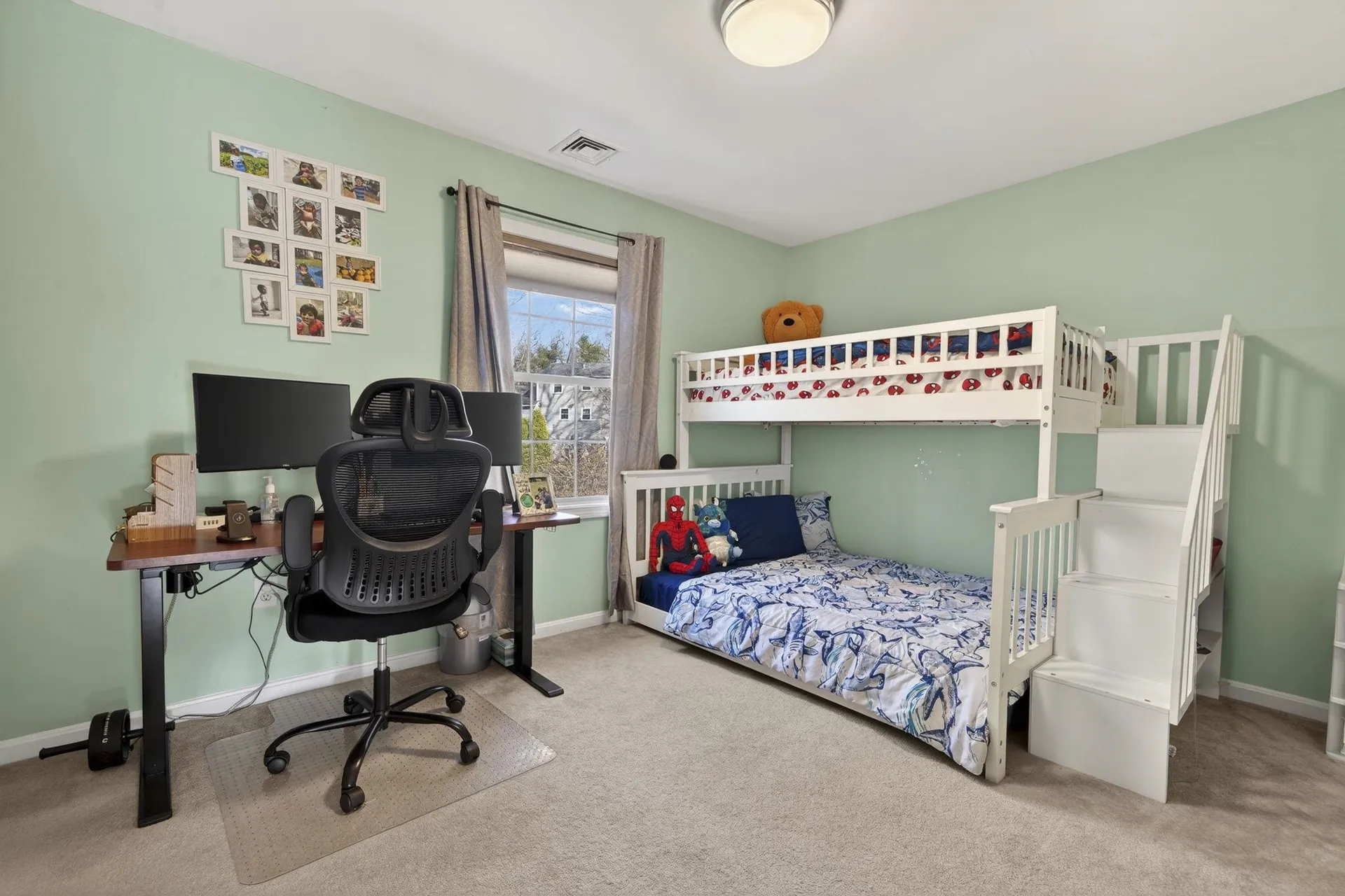 8 Katie Lane Nashua NH 03062