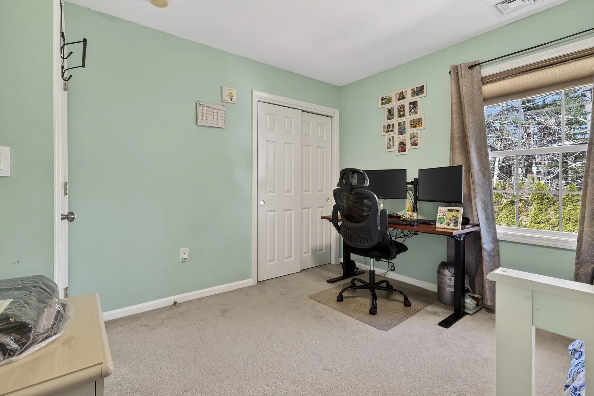 8 Katie Lane Nashua NH 03062