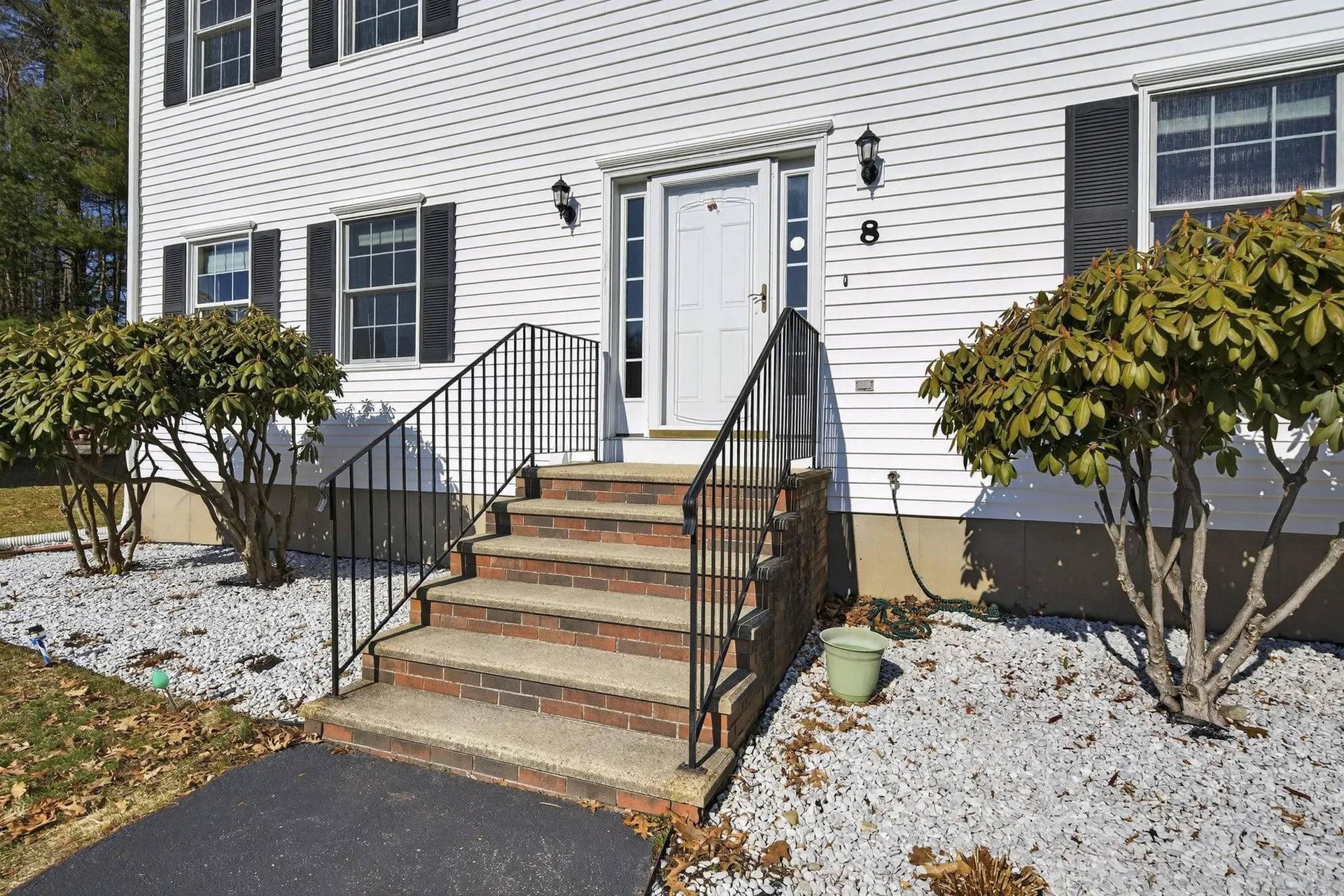 8 Katie Lane Nashua NH 03062
