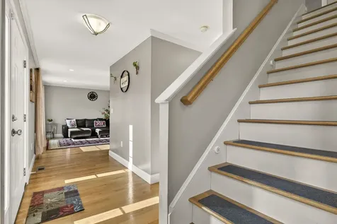 8 Katie Lane Nashua NH 03062