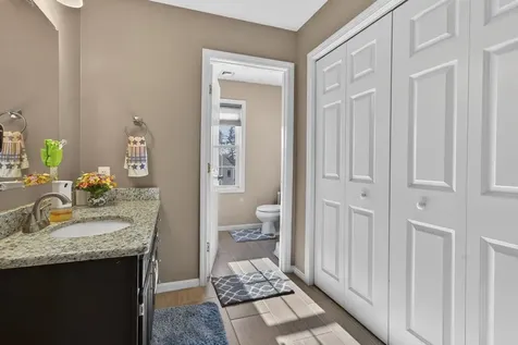 8 Katie Lane Nashua NH 03062