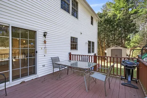 8 Katie Lane Nashua NH 03062