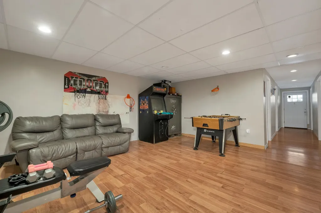 35 Susie Lane Thornton NH 03285