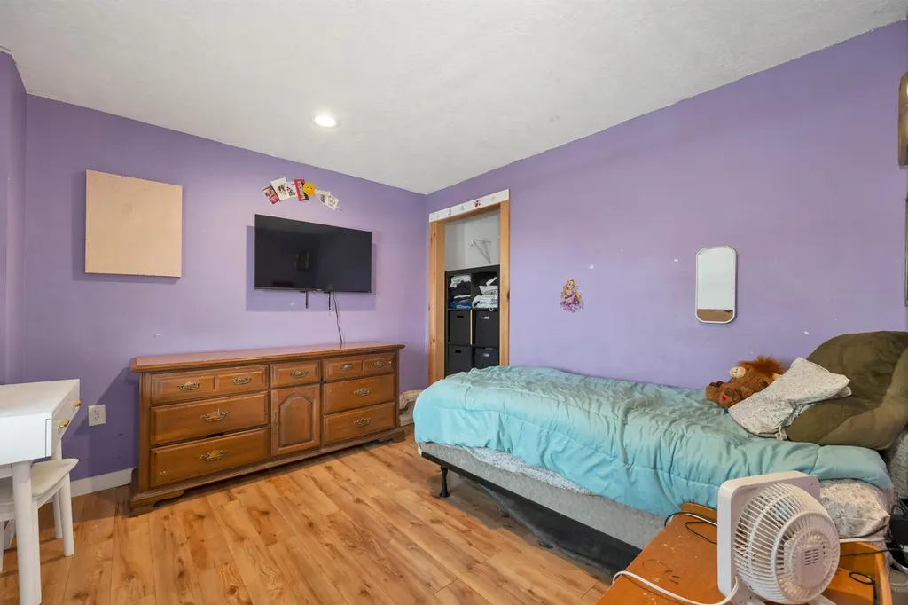 35 Susie Lane Thornton NH 03285