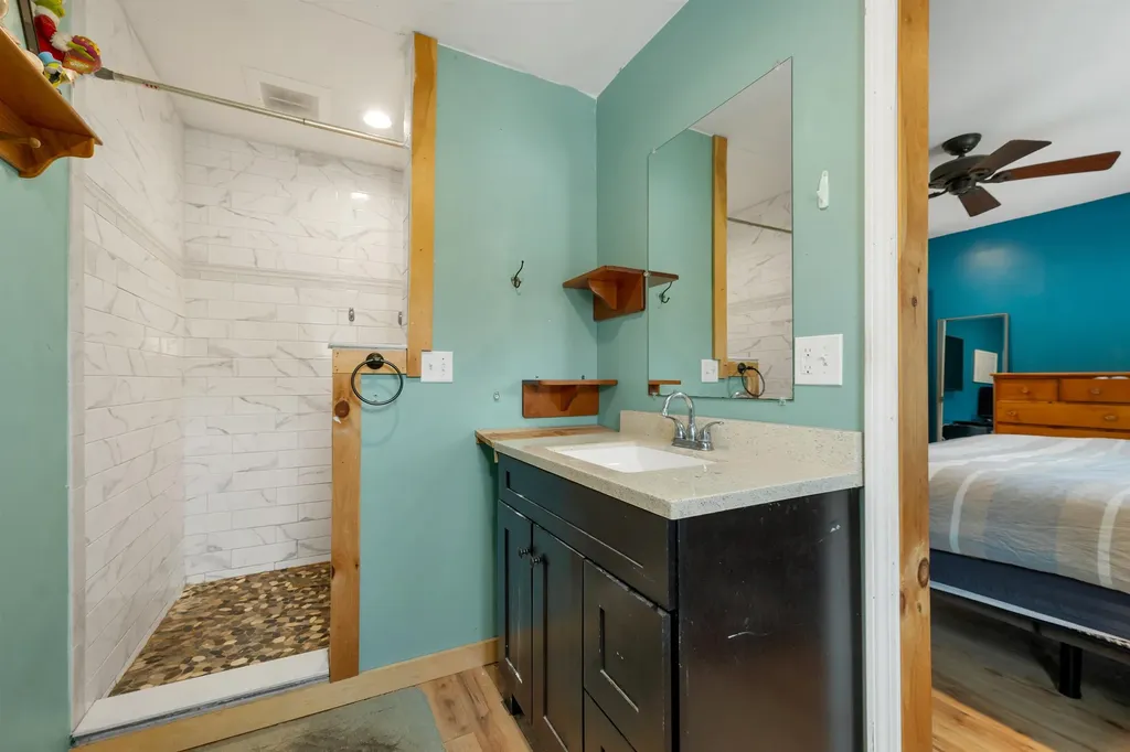 35 Susie Lane Thornton NH 03285