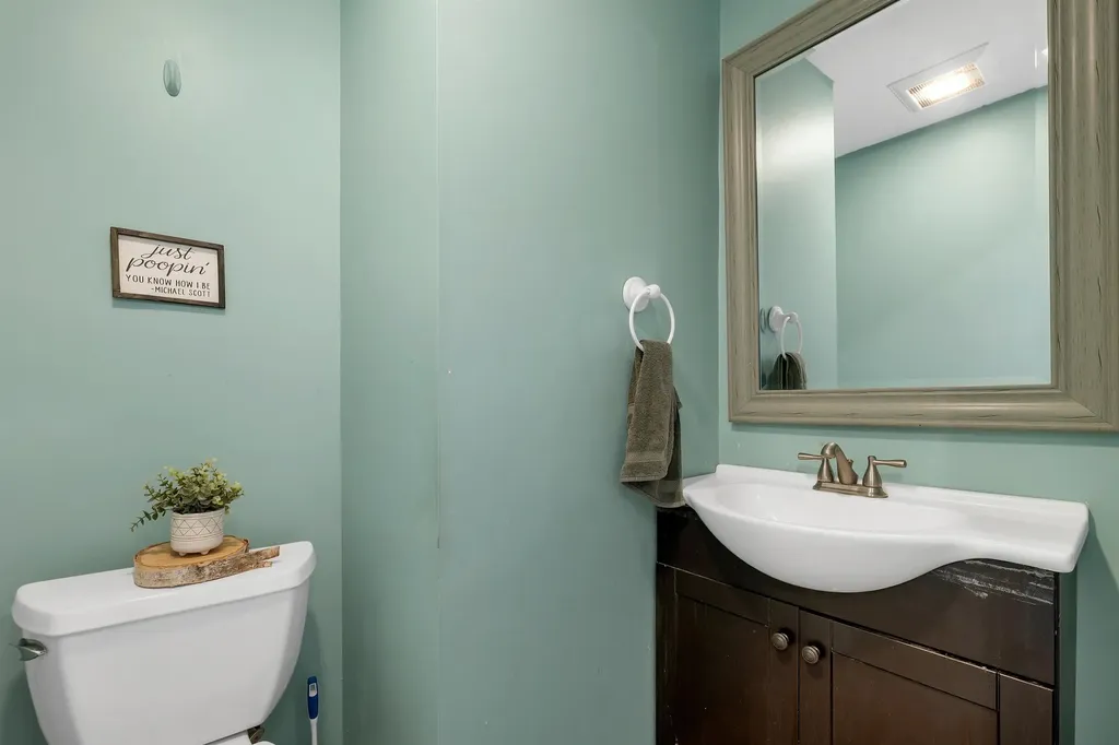 35 Susie Lane Thornton NH 03285