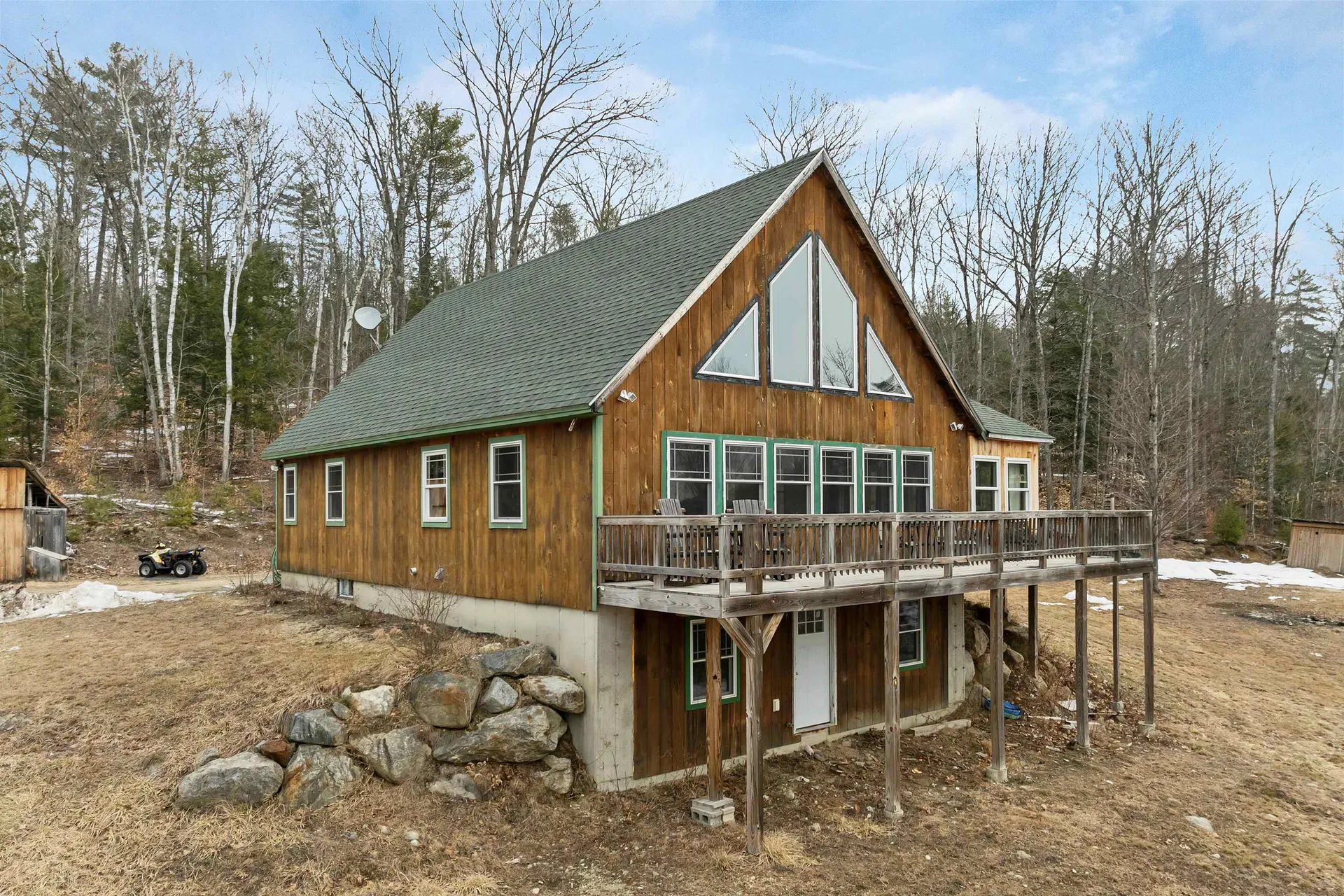 35 Susie Lane Thornton NH 03285