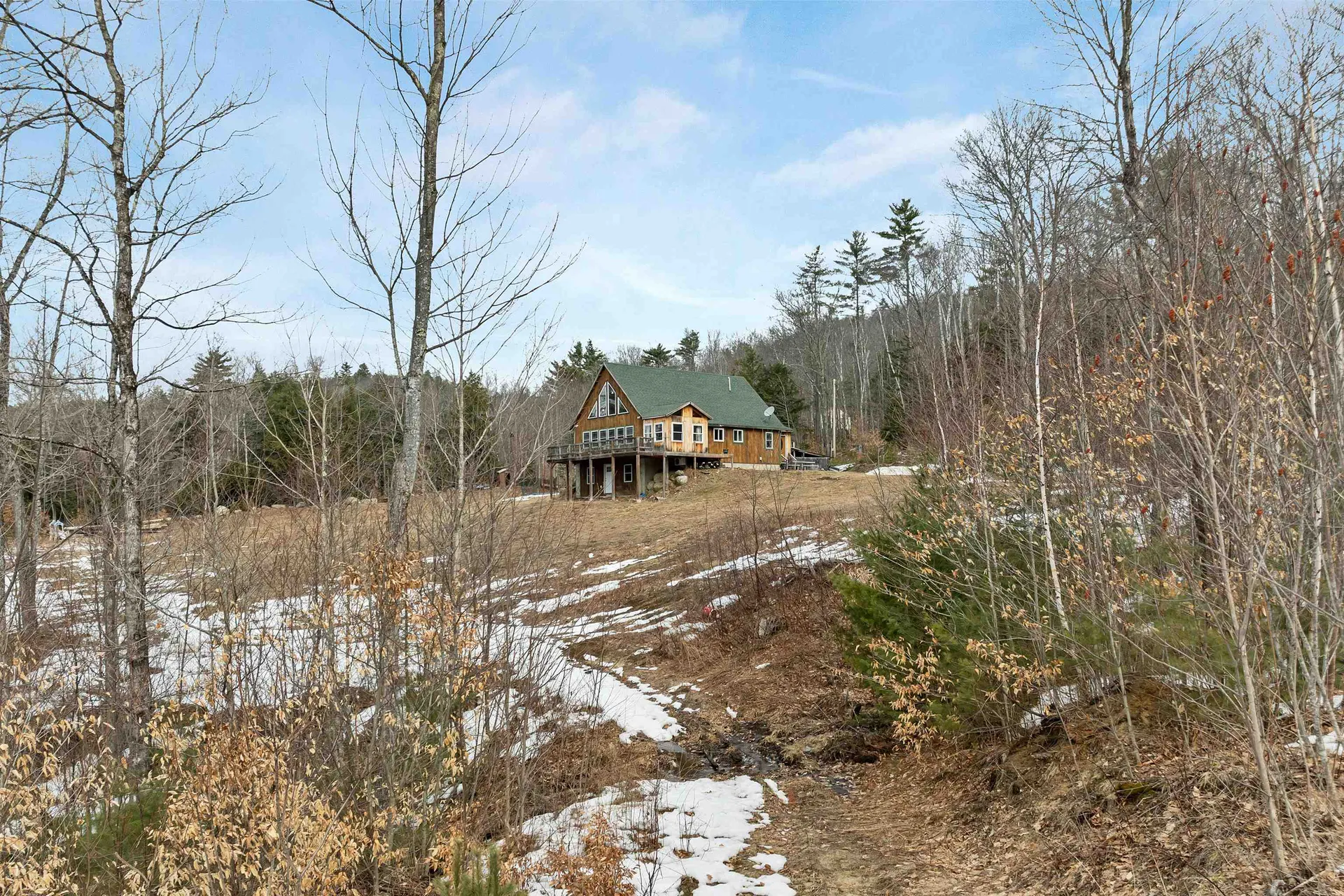 35 Susie Lane Thornton NH 03285