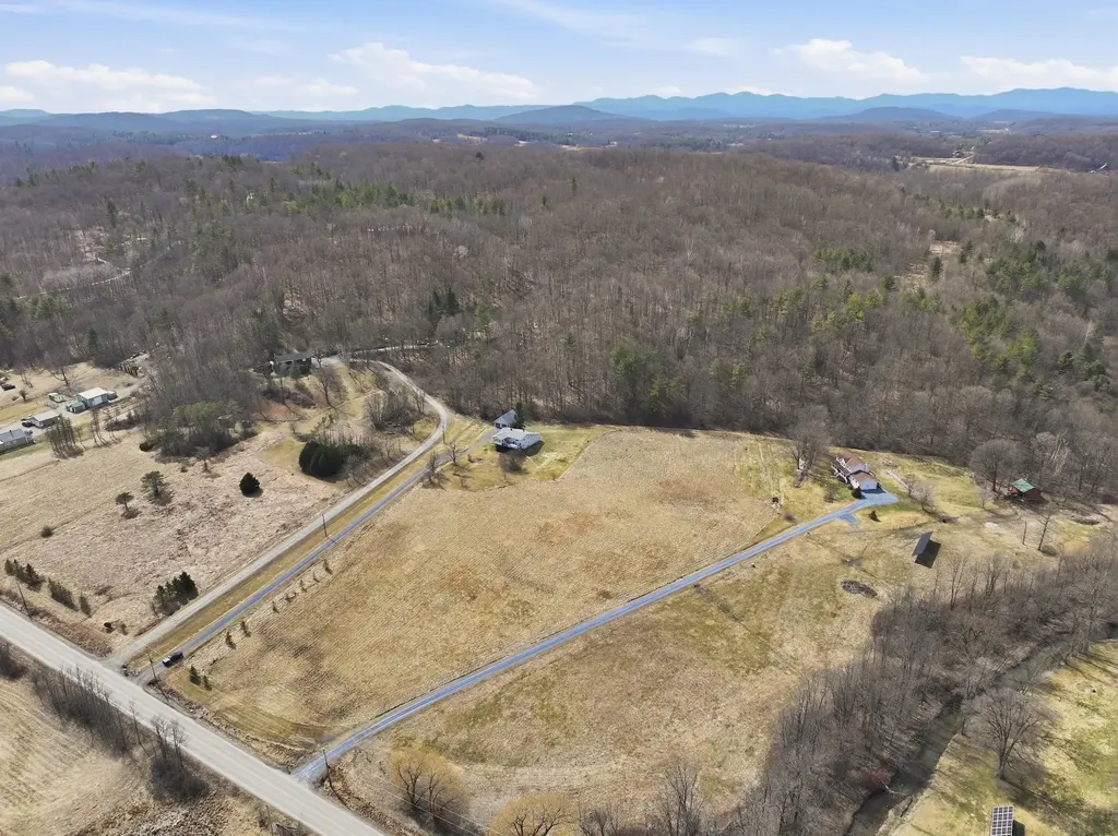 224 Silver Street Hinesburg VT 05461
