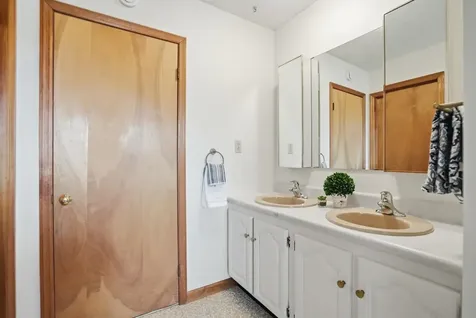 224 Silver Street Hinesburg VT 05461