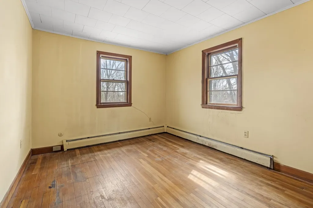 7256 Oak Hill Road Loudon NH 03307