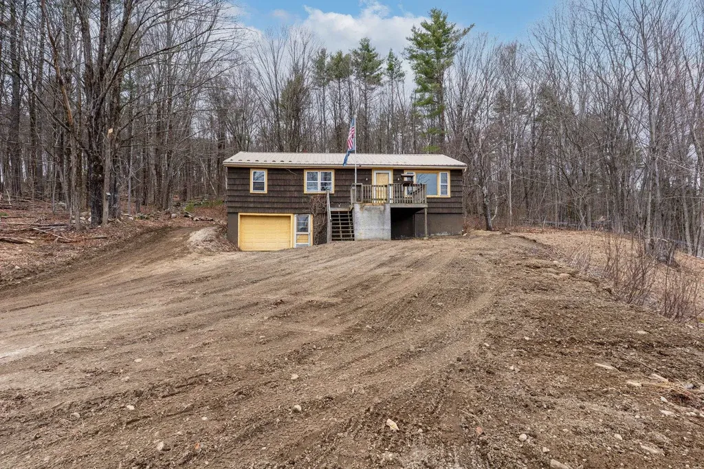 7256 Oak Hill Road Loudon NH 03307