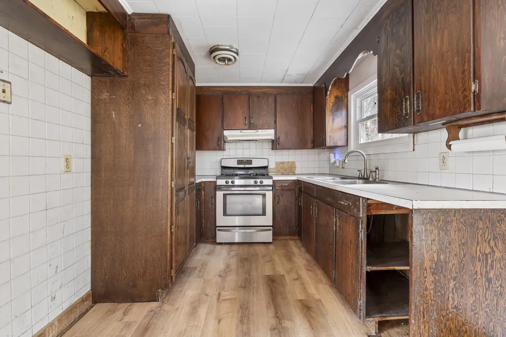 7256 Oak Hill Road Loudon NH 03307