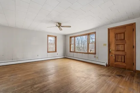 7256 Oak Hill Road Loudon NH 03307