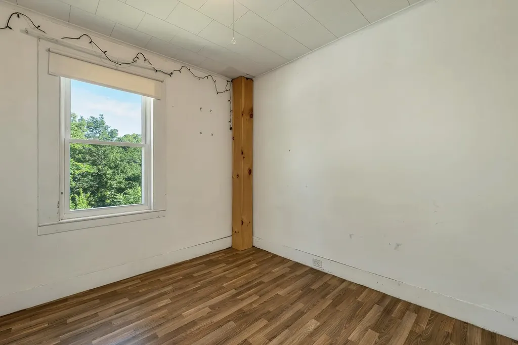 7 Maple Street Farmington NH 03835