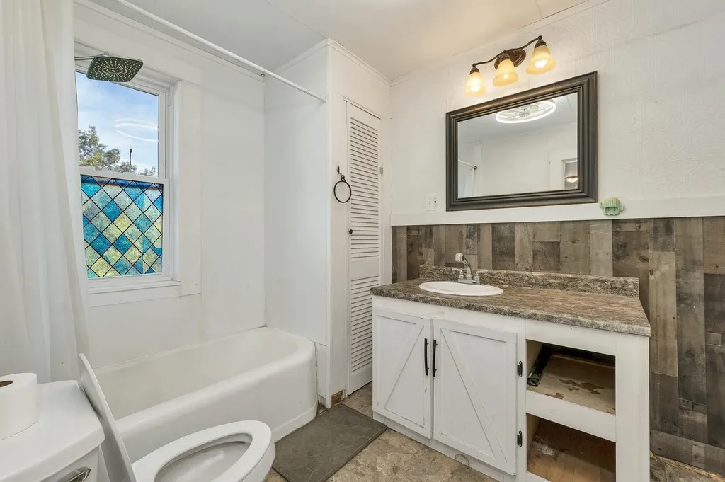 7 Maple Street Farmington NH 03835