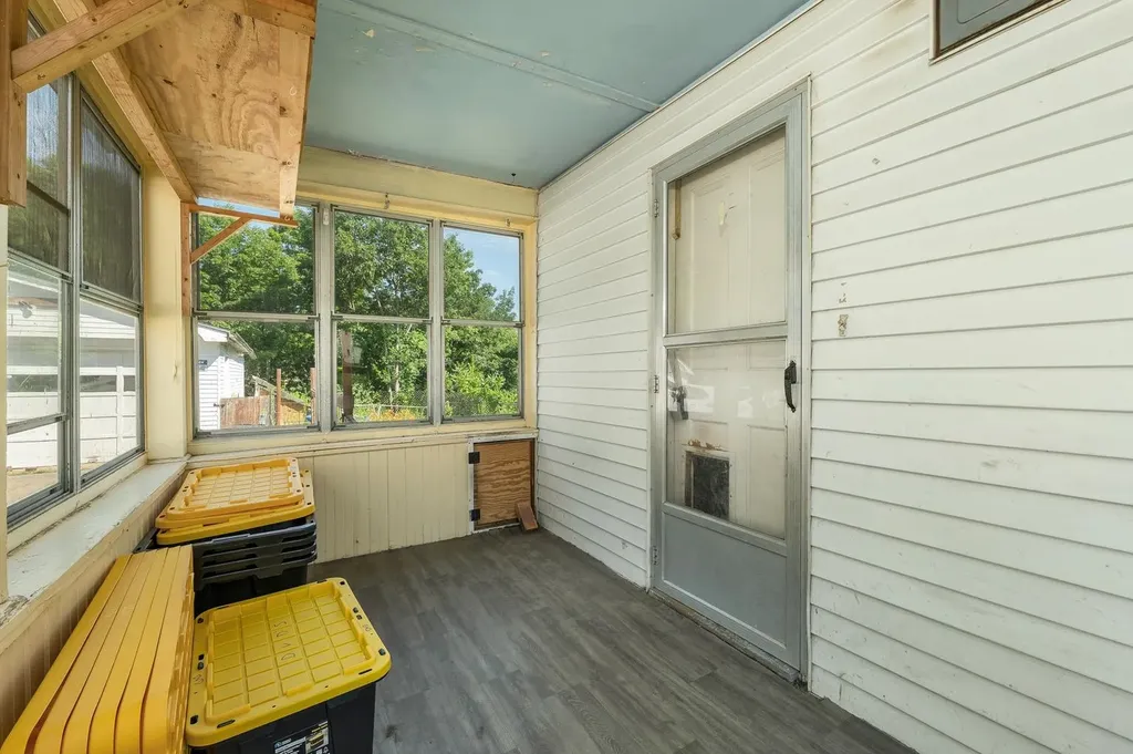 7 Maple Street Farmington NH 03835
