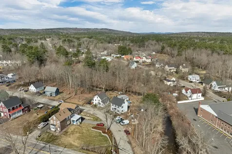 7 Maple Street Farmington NH 03835