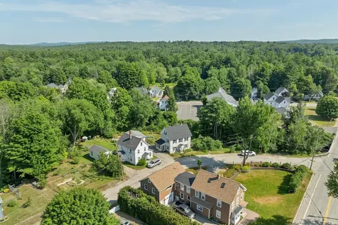7 Maple Street Farmington NH 03835