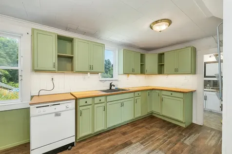 7 Maple Street Farmington NH 03835