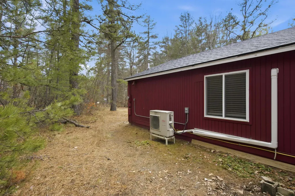 556 Pine River Pond Road Wakefield NH 03872