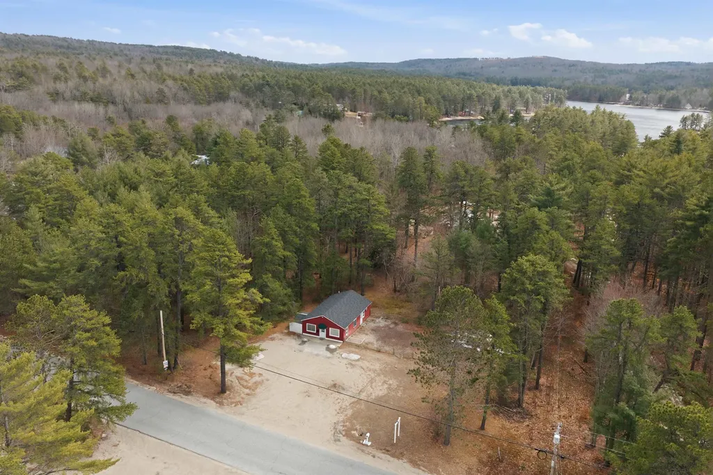 556 Pine River Pond Road Wakefield NH 03872